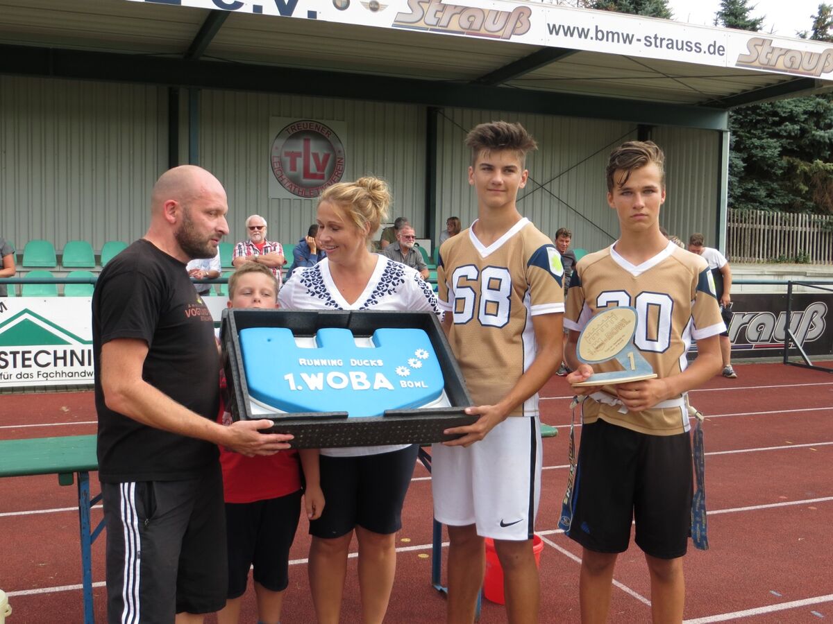 Heute fand der 1. WOBA Bowl mit Nachwuchsmannschaften aus Dresden, Leipzig und Chemnitz statt.