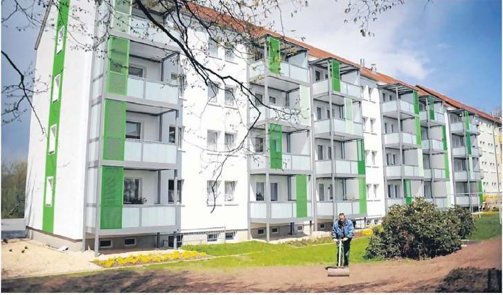 Pressemeldung aus der Freien Presse: Neue Balkone an Woba-Häusern sind ein Hingucker!